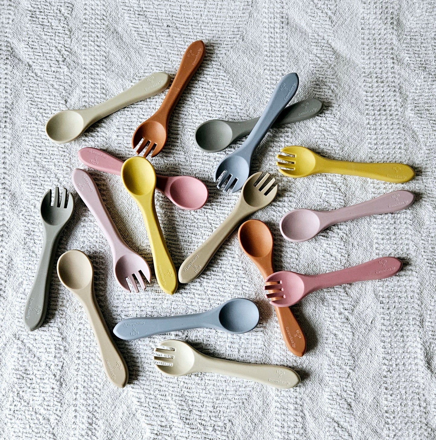 Lepel en vork bestekset - Siliconen - Zand - Rammelaartje